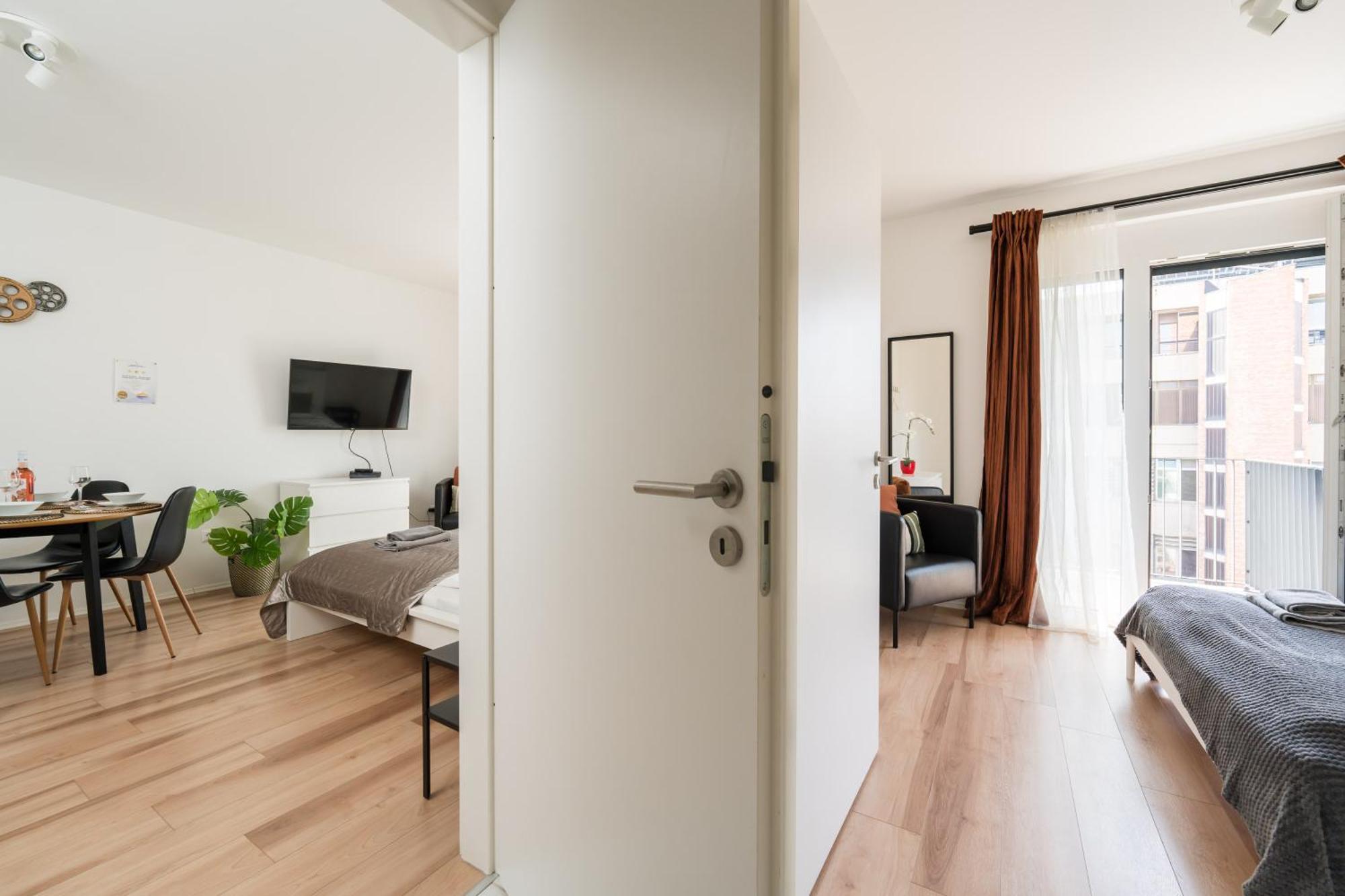 בודפשט Brand New Modern Apartment-2 Rooms-Balcony-Garage מראה חיצוני תמונה