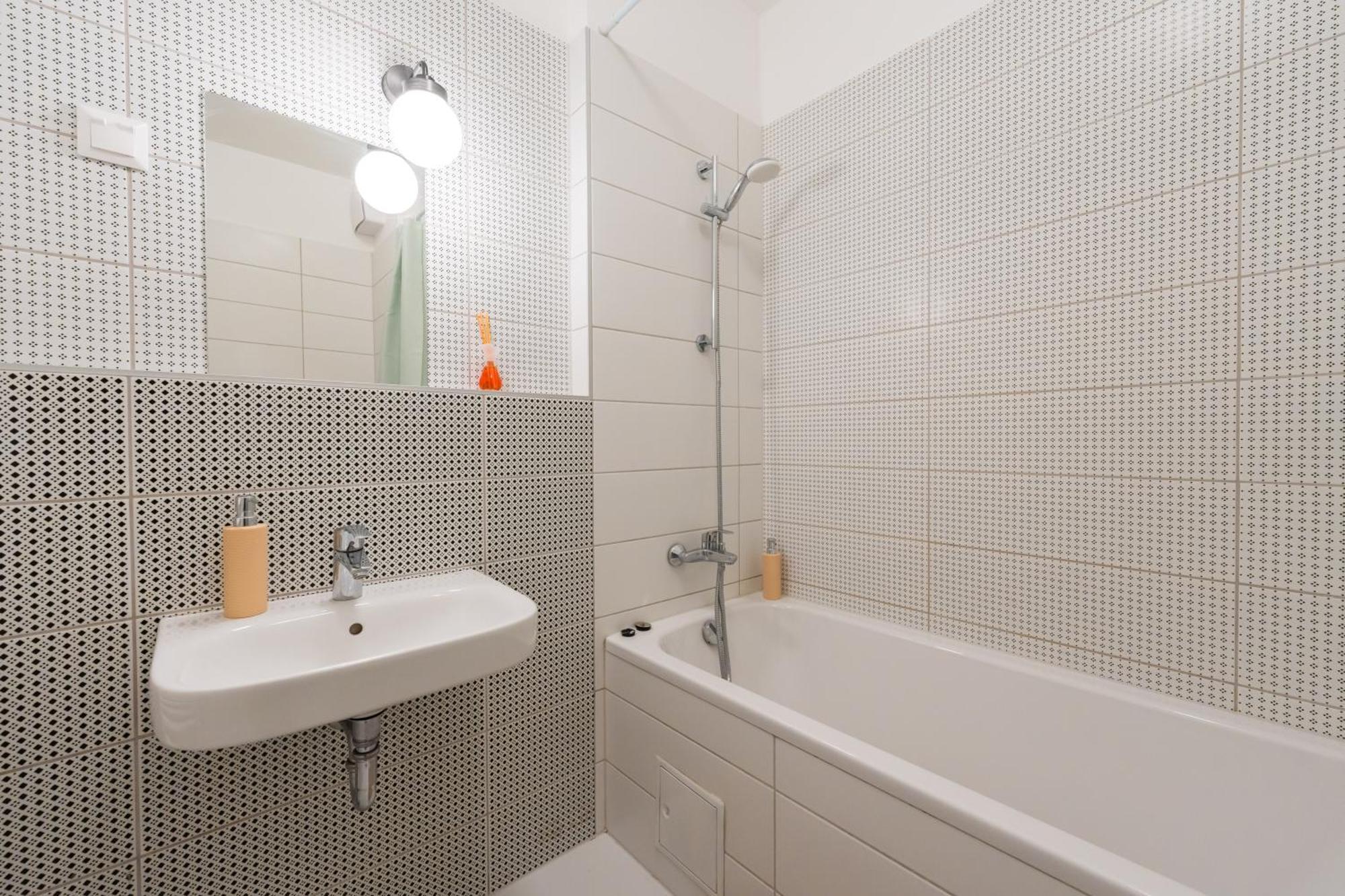 בודפשט Brand New Modern Apartment-2 Rooms-Balcony-Garage מראה חיצוני תמונה